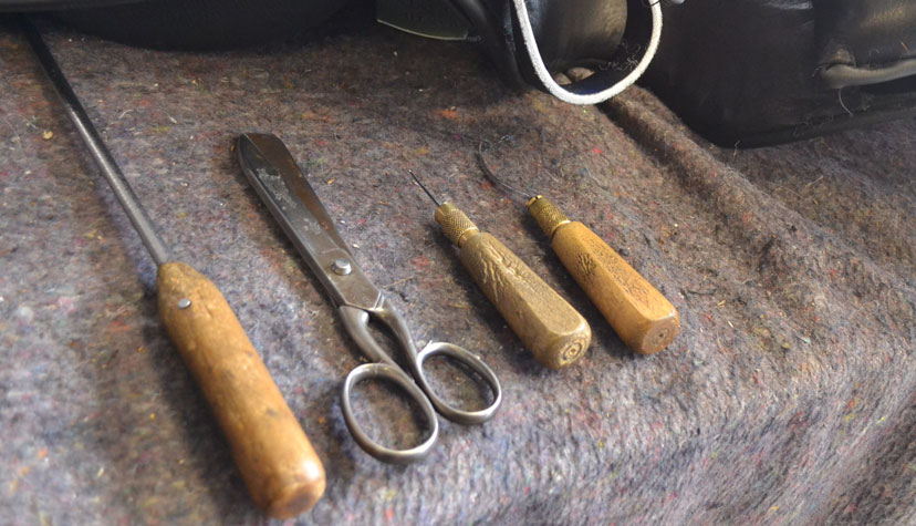 Saddlery tools