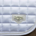 Detail logo LeMieux saddle pad Loire white