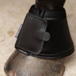 Photo lifestyle bottes de saut Harry's Horse BamBooBoot noir