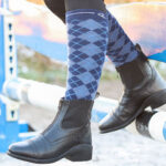 Photo lifestyle Chaussettes d'équitation QHP Classic Marine