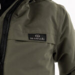 Detail logo borst BR parka Felix Kids