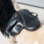 Draufsicht Crafty Ponys Sattel Advanced schwarz