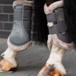 Lifestyle foto peesbeschermers Eskadron Mesh Faux Fur Earl Grey