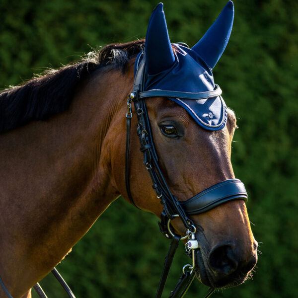 Lifestyle foto PresTeq oornetje PerformNow navy