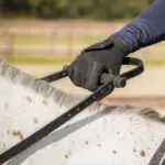 Lifestyle foto handvat QHP één hand teugel