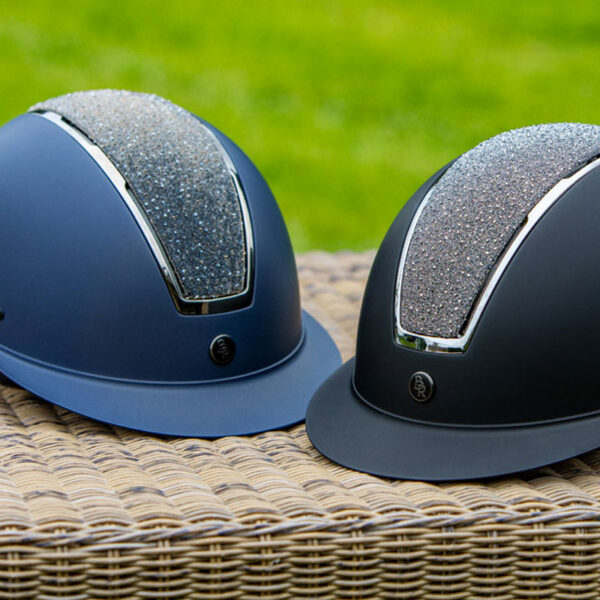 BR Rijhelm Omega Glamourous Navy/Gunmetal Lifestyle close up