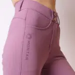 Detail Montar logo rijbroek Megan High Wasit Vol.2 Grape