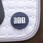 Lifestyle foto startnummer QHP Modeste Rond Navy