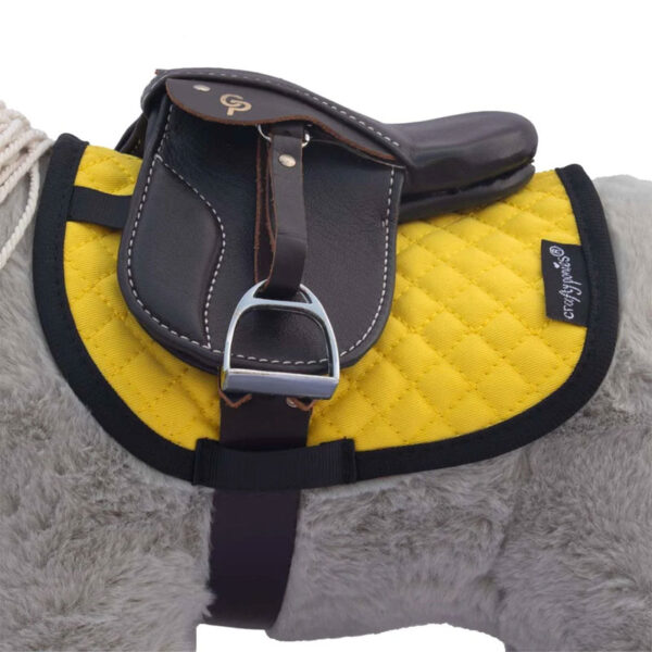 Lifestyle foto Crafty Ponies Zadeldek Premium geel