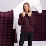 Pikeur Hybrid jas 4047 Selection Mulberry lifestyle foto