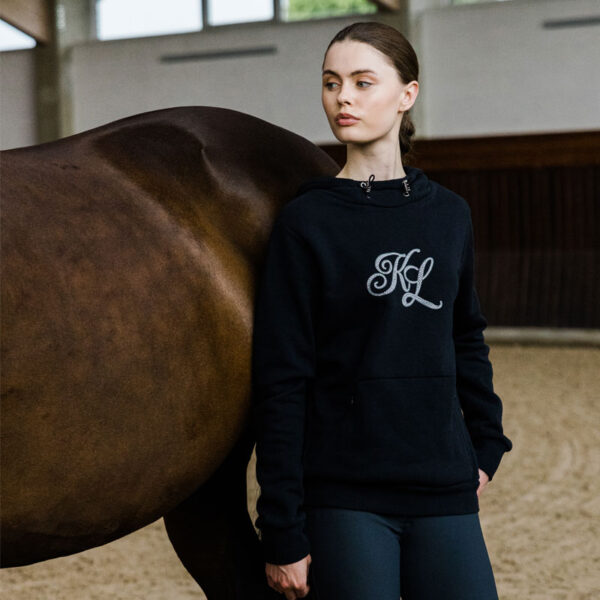 Lifestyle foto hoodie Kingsland Elyse navy