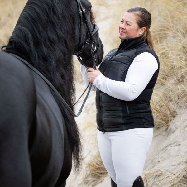 Lifestyle foto Rijbroek Montar Megan Curve Full Grip Wit