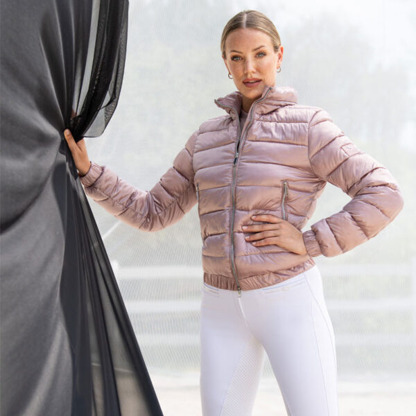 Sfeerfoto Jas 5016 Pikeur Selection Pale Mauve
