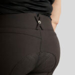 Close up Grip zitvlak Montar Rijbroek Megan Curve Zwart