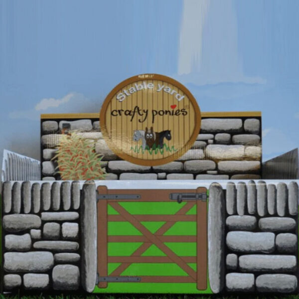 Crafty Ponies Paardenstal voorzijde