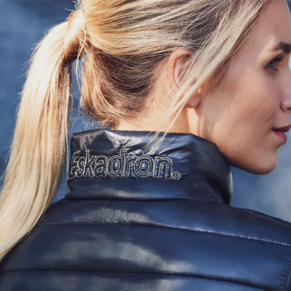 Detail kraag Eskadron jas Nea Fanatics