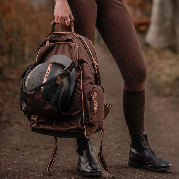Lifestyle foto Horka Grooming Rugzak Deluxe Dark Chocolate
