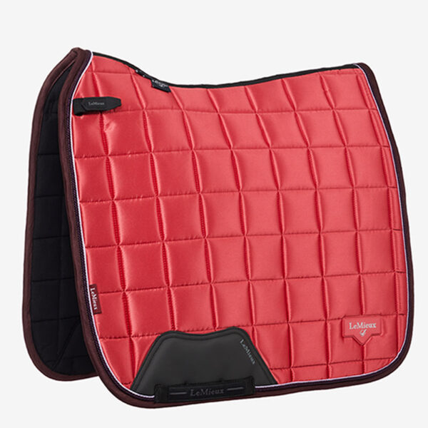 LeMieux zadeldek Loire Cranberry Dressuur
