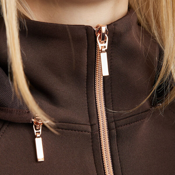 Detail kraag Montar Vest MoFlora bruin/rosegoud