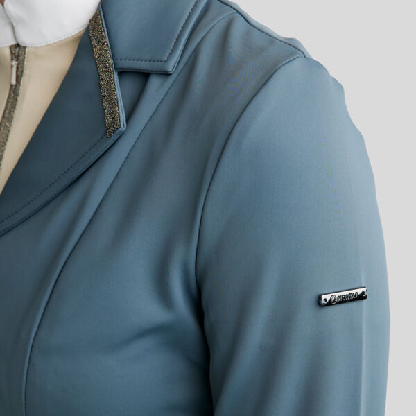 Detail logo mouw Montar Wedstrijdjas MoGloria Dark Slate