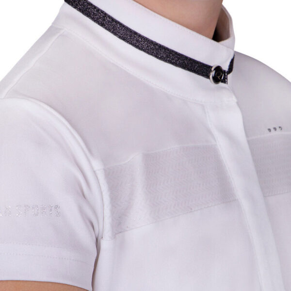 Detail kraag wedstrijdshirt QHP Kae Junior