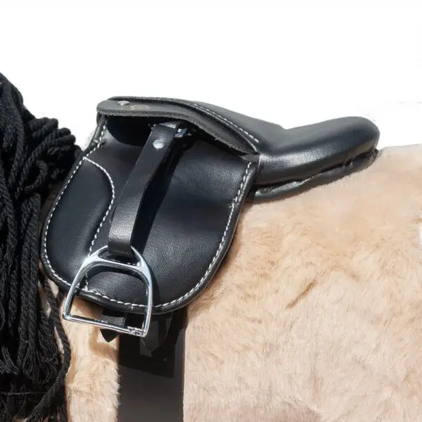 Zijaanzicht Crafty Ponies Advanced zadel zwart