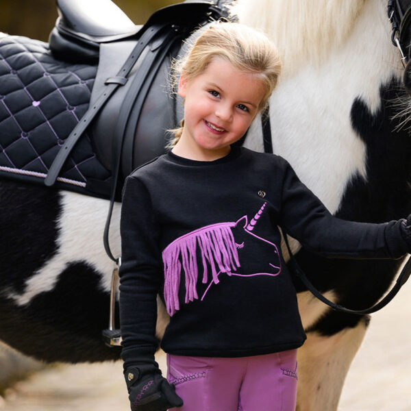 Lifestyle foto QHP Trui Lize Junior