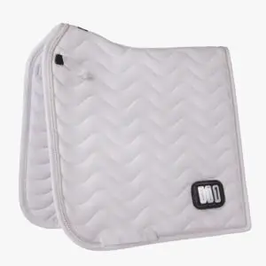QHP zadeldek Nummer wit dressuur