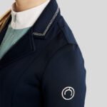 Detail kraag en mouw rijjas Montar MoCha Navy