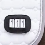 Lifestyle foto startnummer Shine zwart QHP