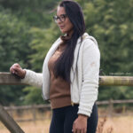 Lifestyle afbeelding Montar teddy vest off white