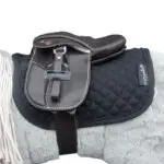 Crafty Ponies lifestyle foto Zadeldek Premium Zwart