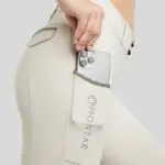 Detail mobiele telefoonzak Rijbroek Montar MoGloria Full Grip Light Silver Grey