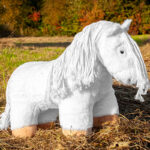 Crafty Ponies lifestyle foto schimmel 48 cm wit/wit