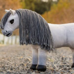 Lifestyle foto LeMieux Toy Pony Blanca Andalusian