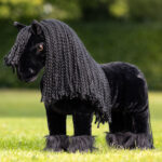 Toy Pony LeMieux Spike fries lifestyle foto