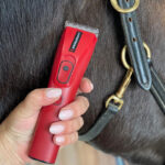 Liveryman Nova machine in gebruik paardenhoofd