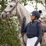 Lifestyle foto QHP Bodyprotector Cover Liora Navy Adult