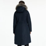 LeMieux Lange Jas Anya Waterdicht Navy fotoshoot achtrekant