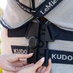 Neo-Lock voorsluiting LeMieux Kudos Gladiator Fly Rug