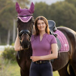 Detail kraag achterzijde LeMieux Mesh Base Layer Lisa Mallow