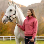 Lifestyle Afbeelding Trui LeMieux Keira Cranberry