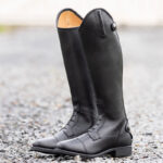 QHP Jessy Junior rijlaars lifestyle foto