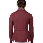 Achterzijde jasje QHP Kae Bordeaux