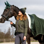 Lifestyle foto QHP deken Brilliance Deep Forest