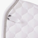 Close up zadellussen QHP dekje Sparkle