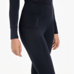 Close up voorzijde LeMieux Rijlegging Naomi Navy