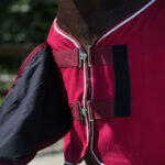 Detail chest closure QHP fleece blanket Ornament bordeaux