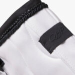 Detail strass koordpiping zadeldek QHP nummer zwart/wit