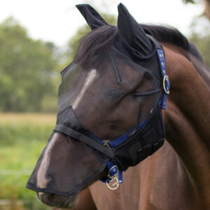 Vliegenkap met afneembare neusflap QHP zwart